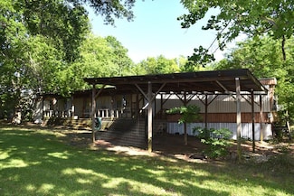 311 Hemby St, Elkhart, TX 75839