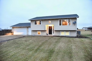28866 Merry Rd, Pierre, SD 57501