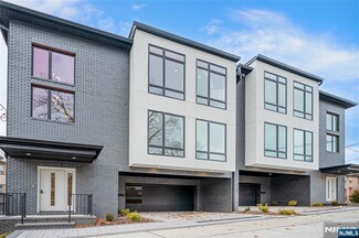 128 E Edsall Ave Unit A, Palisades Park, NJ 07650