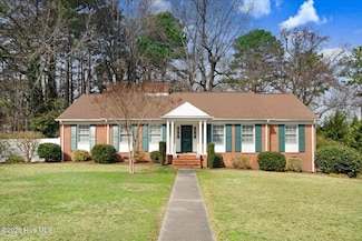 607 Gloucester Rd, Goldsboro, NC 27534