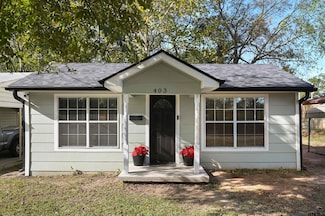 403 Pegues St, Mineola, TX 75773