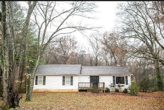 210 Elliott Ct, Columbia, TN 38401