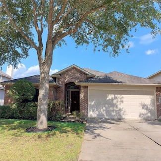 1909 Roaring Springs Dr, Pearland, TX 77584