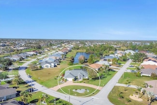 2 Broadmoor Rd, Rotonda West, FL 33947