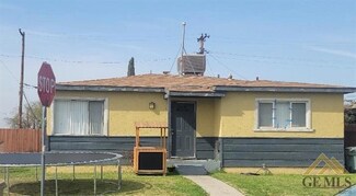 2700 Arnold St, Bakersfield, CA 93305