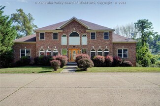 518 Woodbridge Dr, Charleston, WV 25311