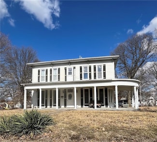 510 Prairie St, Paris, IL 61944