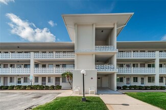 1235 S Highland Ave Unit 2203, Clearwater, FL 33756