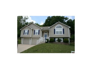 21200 E 52nd Terrace Ct, Blue Springs, MO 64015