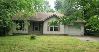 744 Needmore Rd, Clarksville, TN 37040