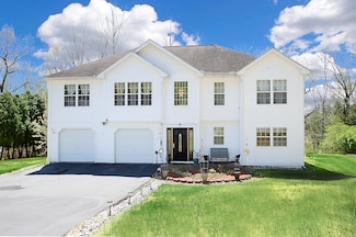 155 Riverside Dr, Meriden, CT 06451