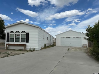 413 Mountain View Dr, Rock Springs, WY 82901