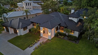 1707 Caribbean Dr, Sarasota, FL 34231