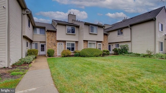 58 Teal Ct, East Windsor, NJ 08520