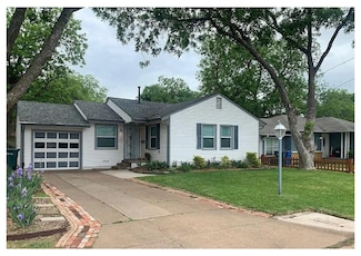 2111 N Woods St, Sherman, TX 75092
