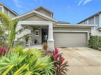 5425 Del Coronado Dr, Apollo Beach, FL 33572