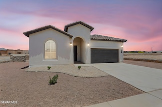 874 Harpendem Dr, Horizon City, TX 79928
