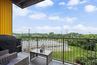 400 Herron Dr Unit 219, Nashville, TN 37210