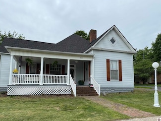 203 W 13th St, Benton, KY 42025