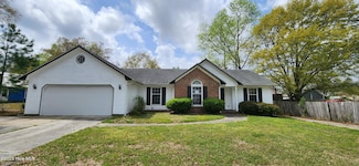 191 Raintree Cir, Jacksonville, NC 28540