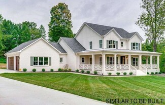 25 Autumn River Ln, Ogunquit, ME 03907