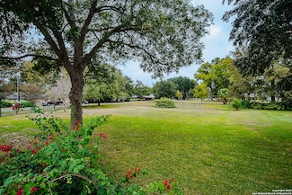 0 Royal George Cir, McQueeney, TX 78123
