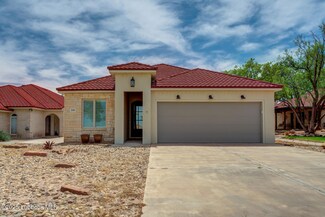 2709 Regis St, Lubbock, TX 79415