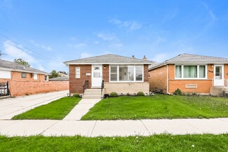2919 Willow St, Franklin Park, IL 60131