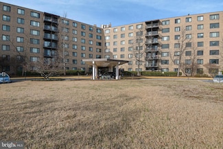 3450 Toledo Terrace Unit 202, Hyattsville, MD 20782