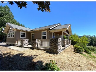 369 B St, Elkton, OR 97436
