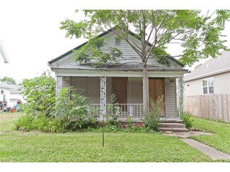 416 4th Ave SW, Cedar Rapids, IA 52404