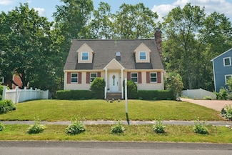 71 Constance Dr, Lowell, MA 01854