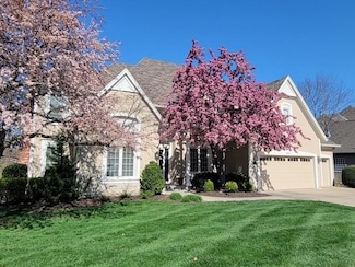 8436 Widmer Rd, Lenexa, KS 66215