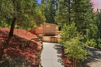 330 Huckleberry Ln, Boulder Creek, CA 95006