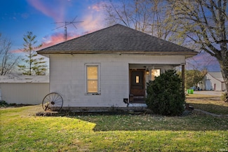 11816 Orange St, Clarks Hill, IN 47930