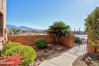 1110 W Camino Del Pato, Green Valley, AZ 85622