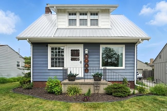 2402 Cambridge Blvd, Fort Wayne, IN 46808