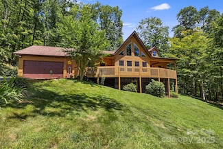 66 Volunteer Dr, Burnsville, NC 28714