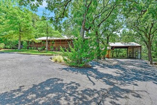 252 Hacienda Dr, Pottsboro, TX 75076