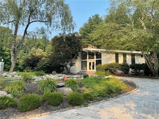 29 Tito Ln, Wilton, CT 06897