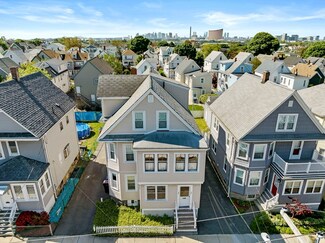 30 Peirce Ave, Everett, MA 02149