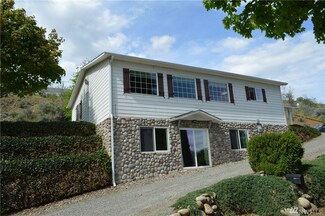 659 5th Ave N, Okanogan, WA 98840