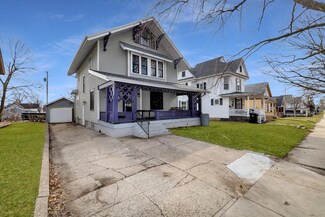 1715 Warford St, Perry, IA 50220