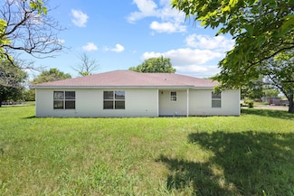 1210 E Fm 902, Howe, TX 75459