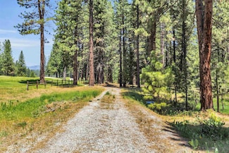 228 Jacks Ct, Blairsden, CA 96103