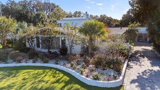 409 42nd Ave N, Myrtle Beach, SC 29577