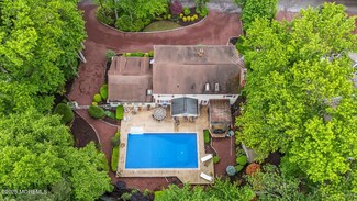 221 Lloyd Rd, Matawan, NJ 07747