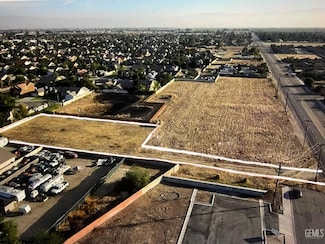 7418 Wible Rd, Bakersfield, CA 93313