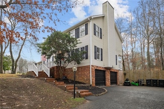 5706 Windworth Dr, Winston Salem, NC 27106