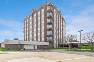 111 Cottage Grove Ave SE Unit 203, Cedar Rapids, IA 52403